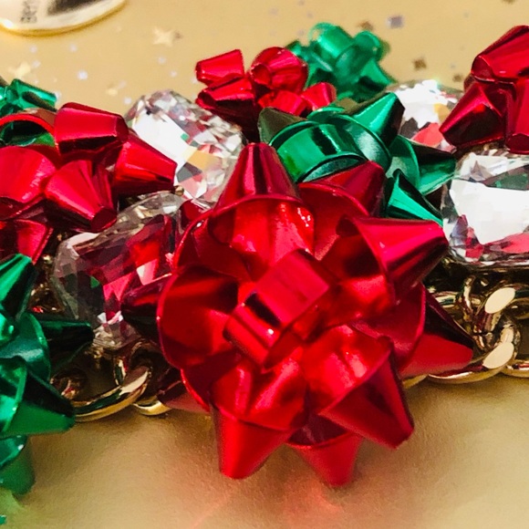 Betsey Johnson Necklace - Red & Green Metallic Bows & Crystal Rhinestones NWT - Picture 9 of 16